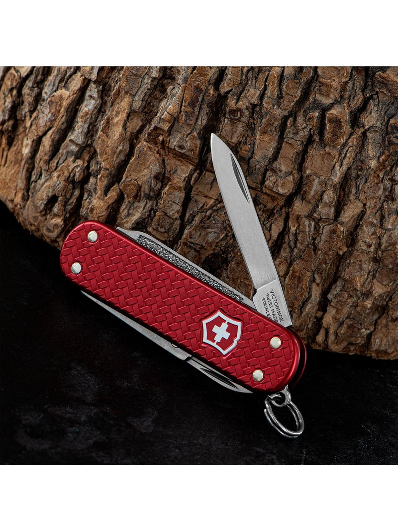 Victorinox-Classic-Sd-Precious-Alox-58-Mm-Iconic-Red-Unisex-5