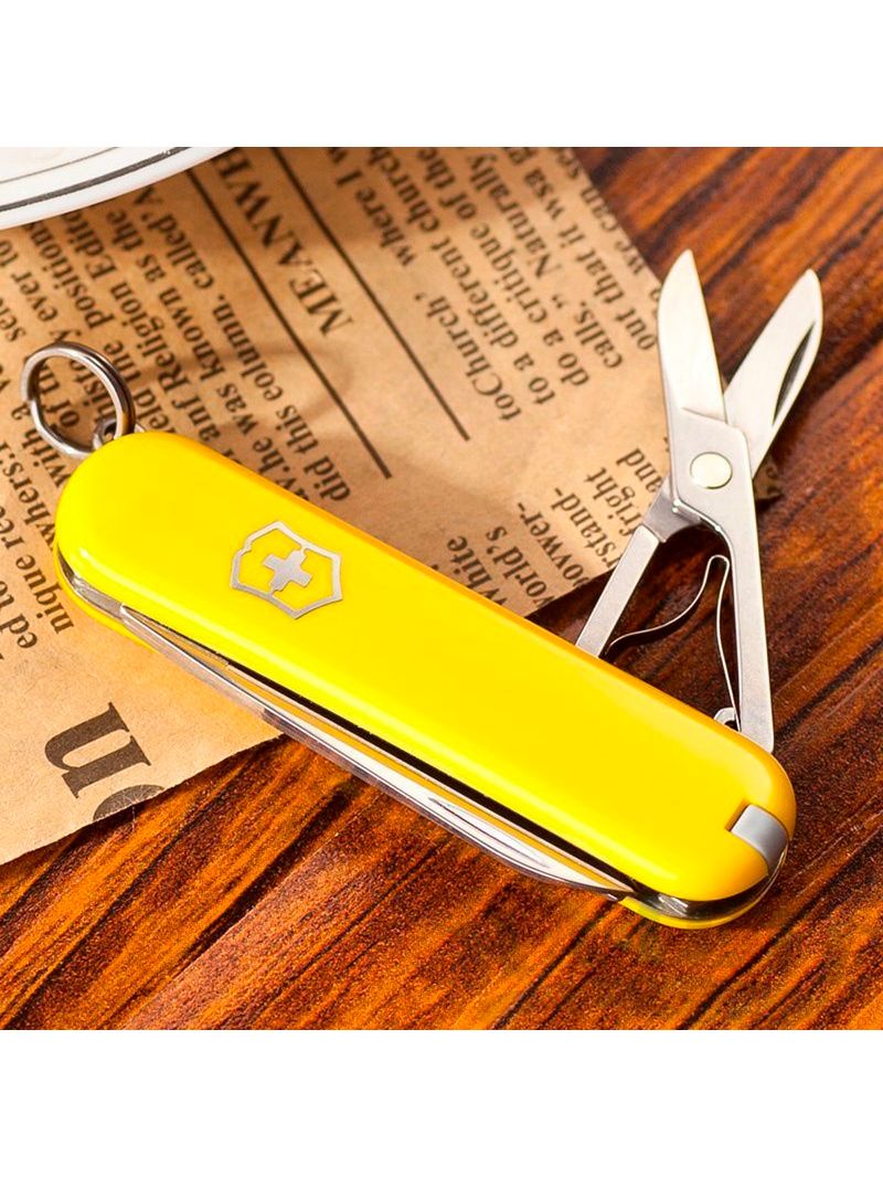 Victorinox-Classic-Sd-58 Mm-Sunny-Side-Unisex-5