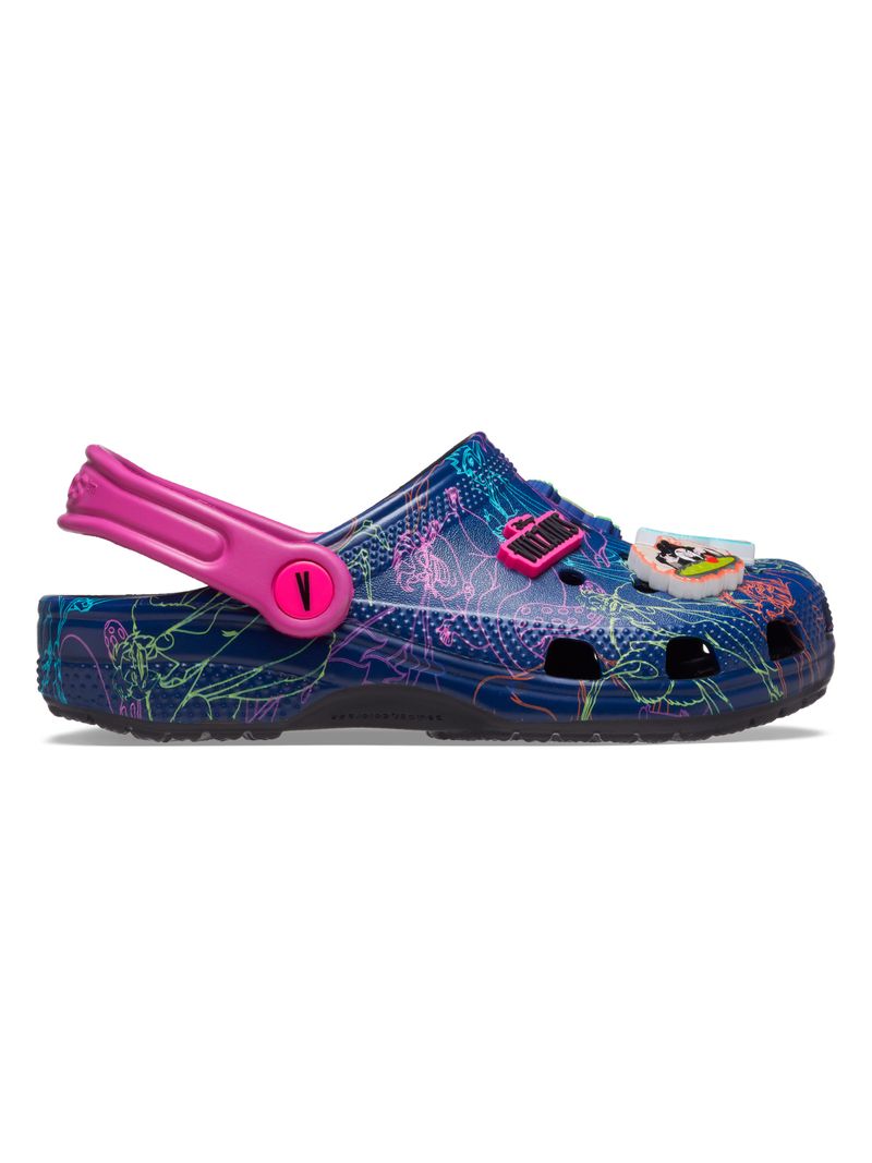 Crocs-Classic-Disney-Villains-Kids---C11-1