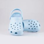 Crocs-Classic-Light-Blue---M3-W5-2