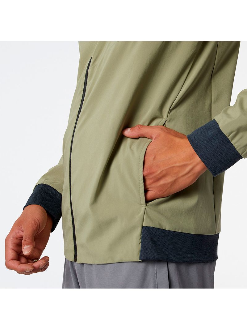 New-Balance-Campera-Tenacity-Stretch-Woven-Jacket-Hombre---L--MJ21010OLF-OLF-L-4