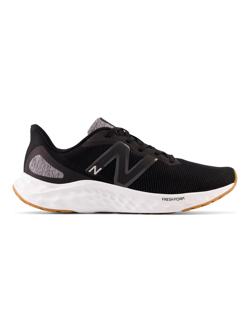 New-Balance-Champion-MARISEK4-Hombre---10us-1