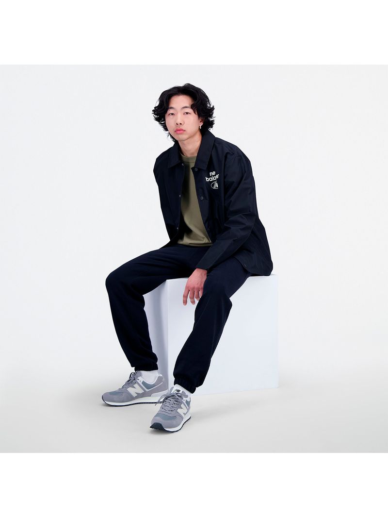 New-Balance-Essentials-Reimagined-Woven-Jacket-Hombre---L-4