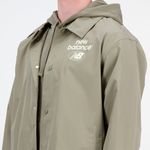 New-Balance-Essentials-Reimagined-Woven-Jacket-Hombre---S--MJ31531CGN-CGN-S-5