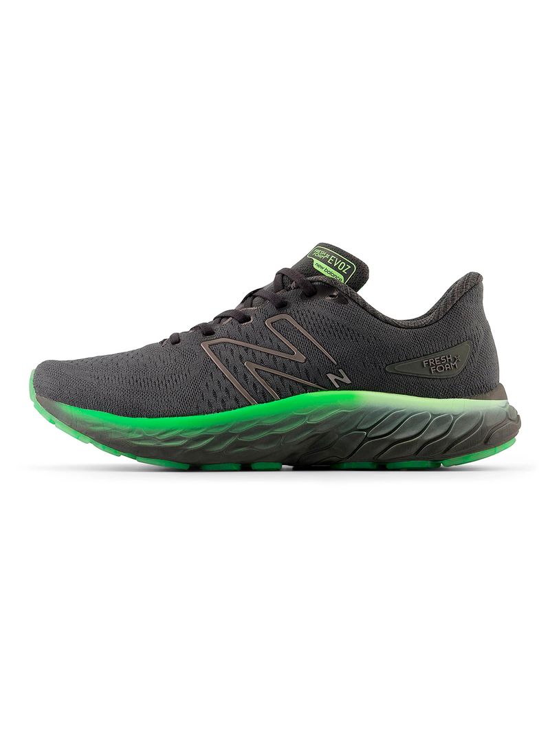 New-Balance-MEVOZMK3-Champion-Hombre---10us-2