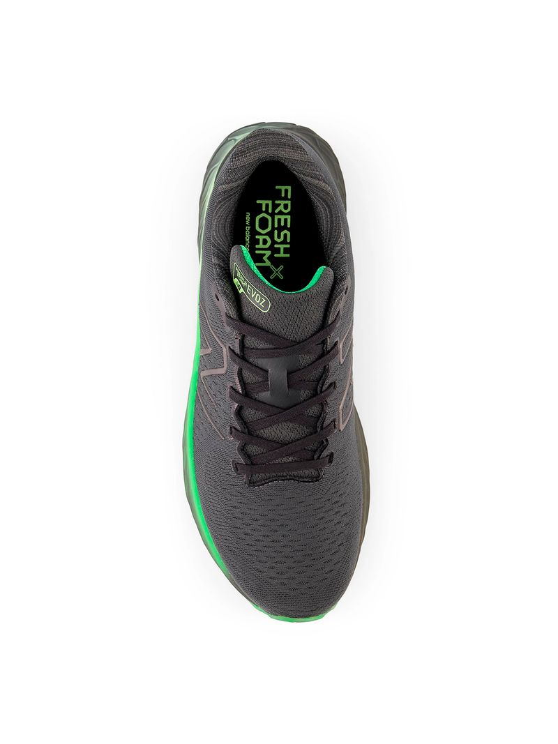 New-Balance-MEVOZMK3-Champion-Hombre---10us-5