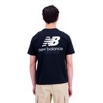 New-Balance-Remera-manga-corta-Athletics-Remastered-Hombre---L-2