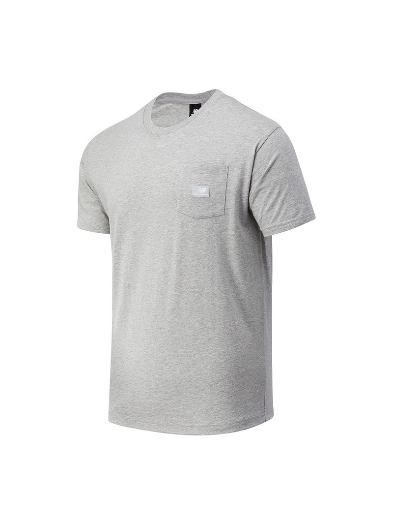 New-Balance-Remera-manga-Corta-Nb-Essentials-Pocket-Tee-Hombre---L-1
