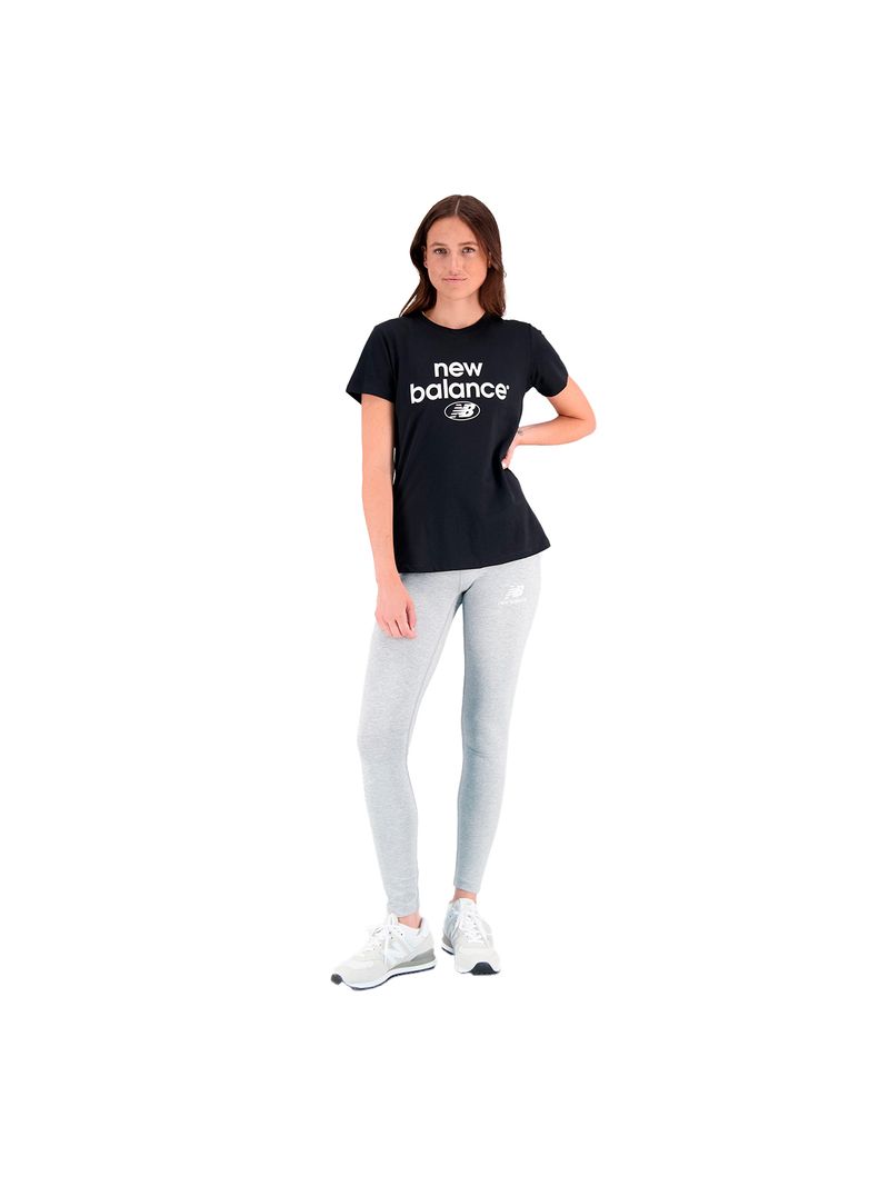 New-Balance-Remeras-mangas-cortas-Essentials-Reimagined-Mujer---L-5