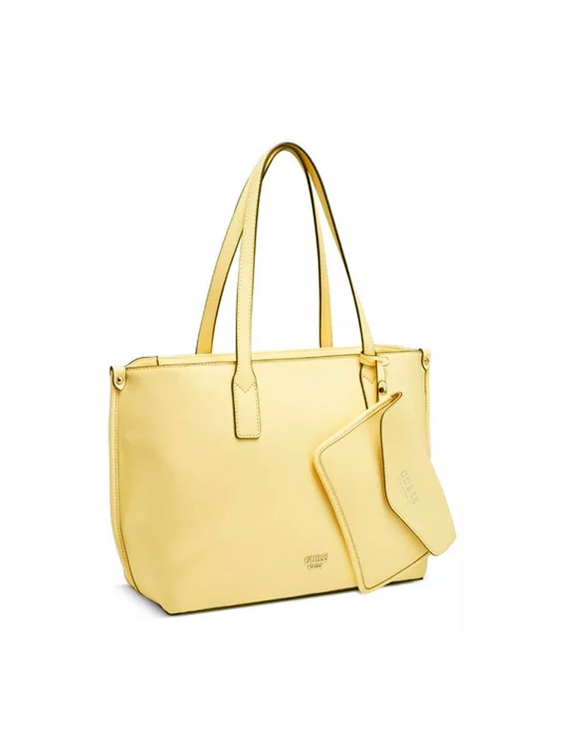 Guess-Merrick-Carryall-2