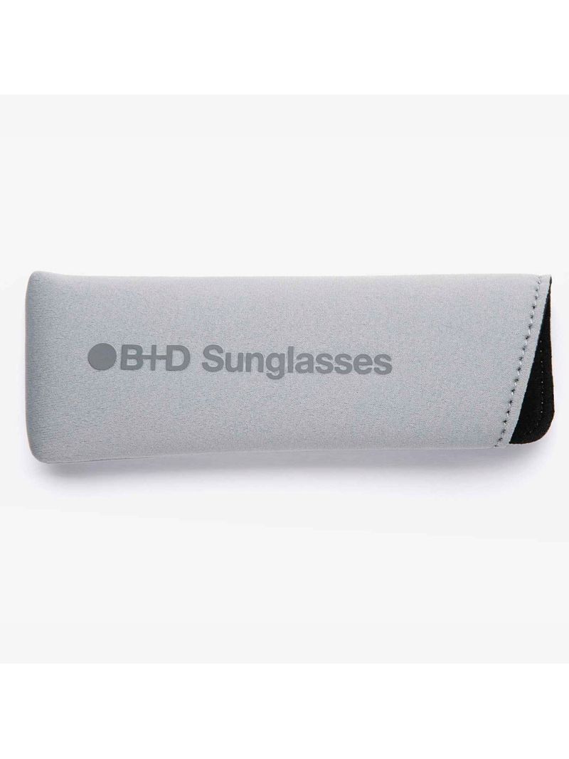 B-D-SUNGLASSES-ROUND-XL-AERO-FRAME-SMOKE-LENSES-GR-UNIC-4