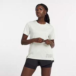 Remera New Balance Mujer Essentials Graphic Blanco