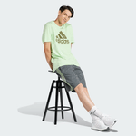 Playera_Essentials_Logo_Grande_Tejido_Jersey_Verde_IS1302_25_model.png