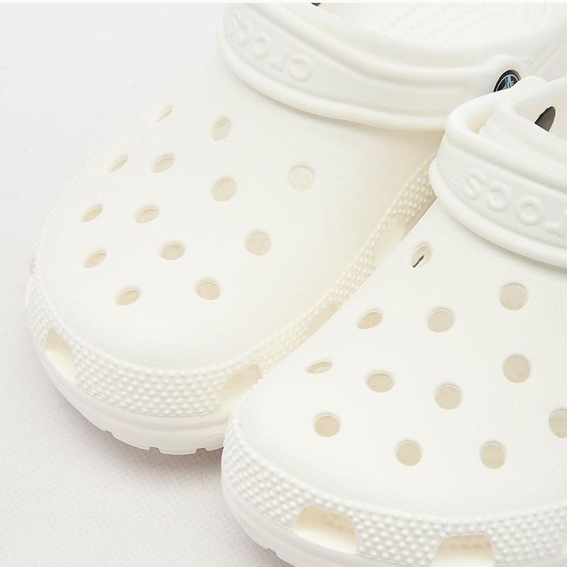 Crocs-Classic-White---M10-W12-4