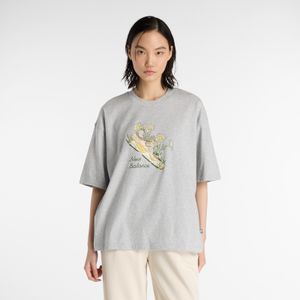 Remera New Balance Mujer Flower Shoe T-Shirt Gris