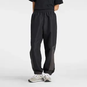 Pantalon New Balance Mujer Graphic Woven Pant Negro